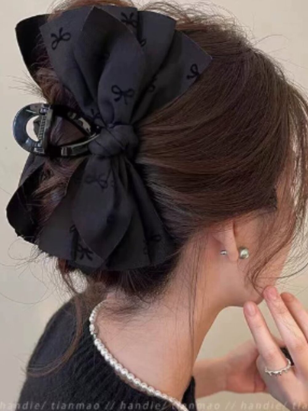 Woman's hairpin